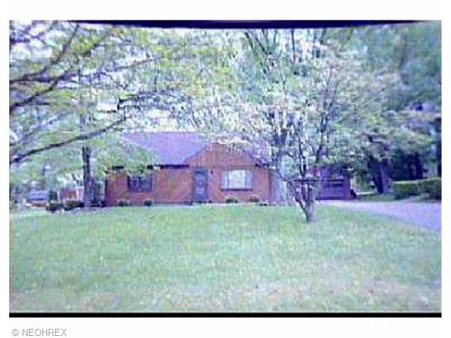 5775 Farview Dr, Clinton, OH 44216 photo 1