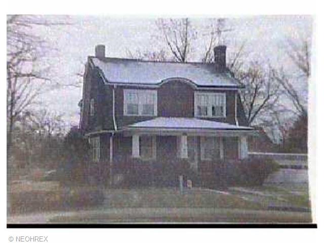 894 E Wilbeth Rd, Akron, OH 44306 photo 1