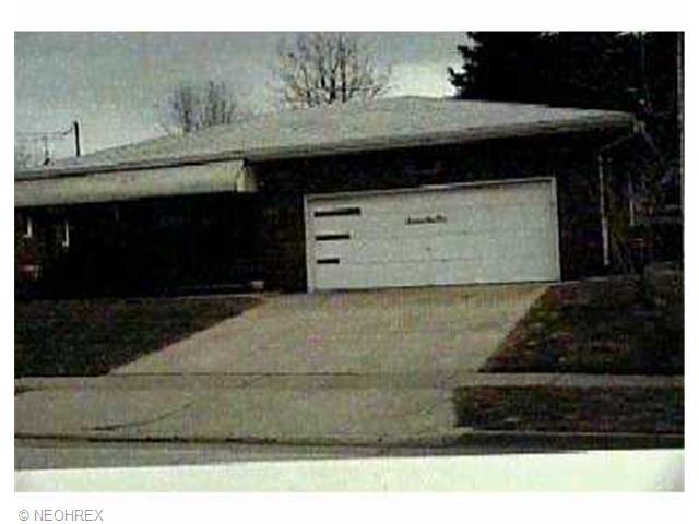 1863 Gless Ave, Akron, OH 44301 photo 1