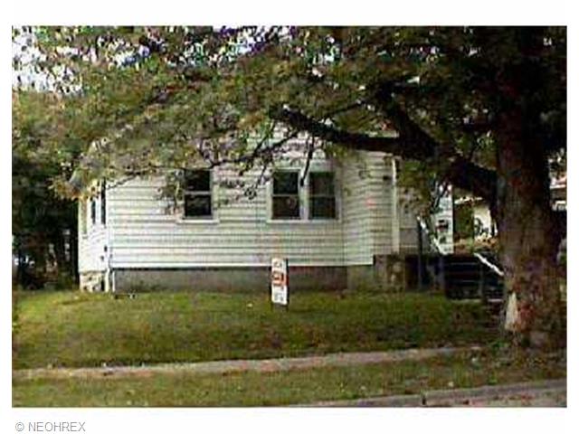 762 Kipling St, Akron, OH 44306 photo 1