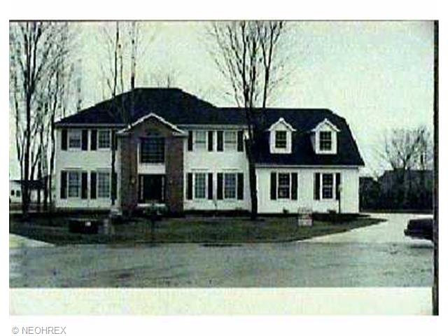 7542 Forthampton Cir, Hudson, OH 44236 photo 1