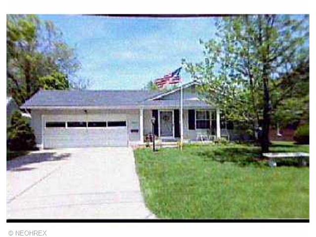 3405 25th St, Canton, OH 44708 photo 2
