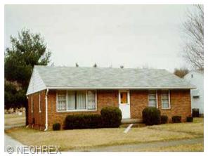 1315 E Front St, Dover, OH 44622 photo 2