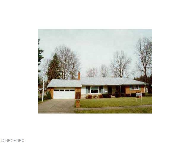 405 E 14th St, Dover, OH 44622 photo 2