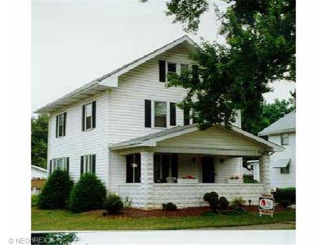 611 E 4th St, Dover, OH 44622 photo 1