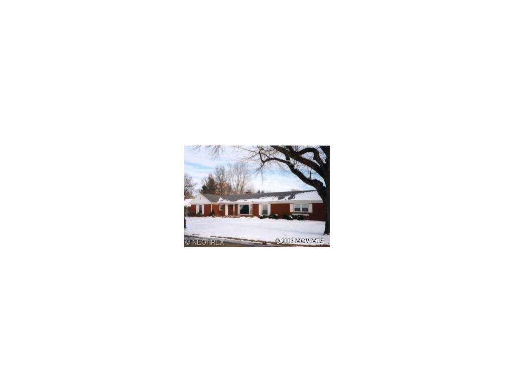 4602 4th Ave, Vienna, WV 26105 photo 1