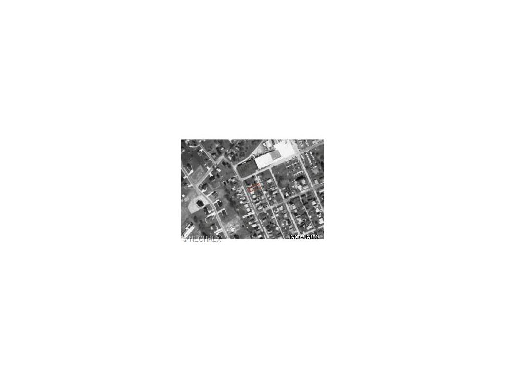 413 Poplar St, Williamstown, WV 26187 photo 12