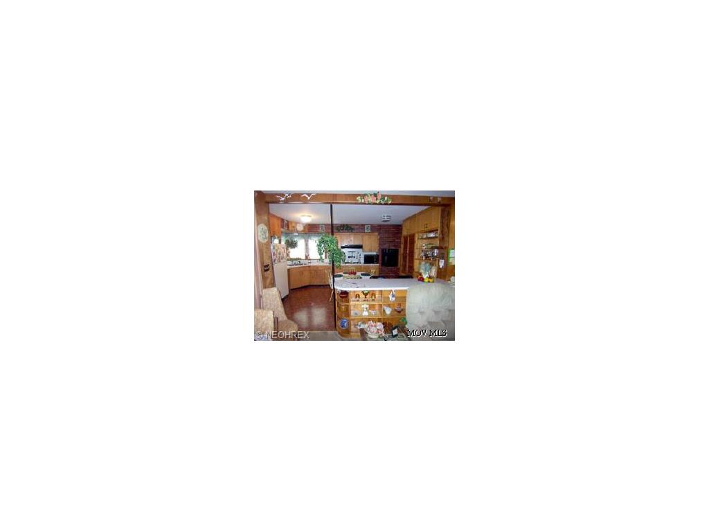 3308 3rd Ave, Vienna, WV 26105 photo 3