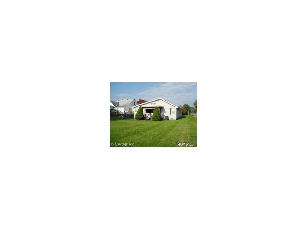 3308 3rd Ave, Vienna, WV 26105 photo 6