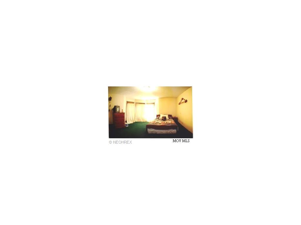 219 Fourth St, Beverly, OH 45715 photo 2
