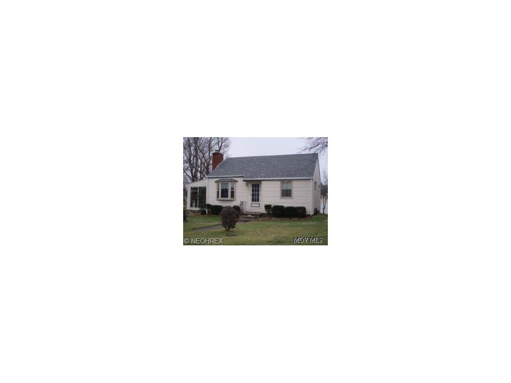 116 E 5th St, Williamstown, WV 26187 photo 1