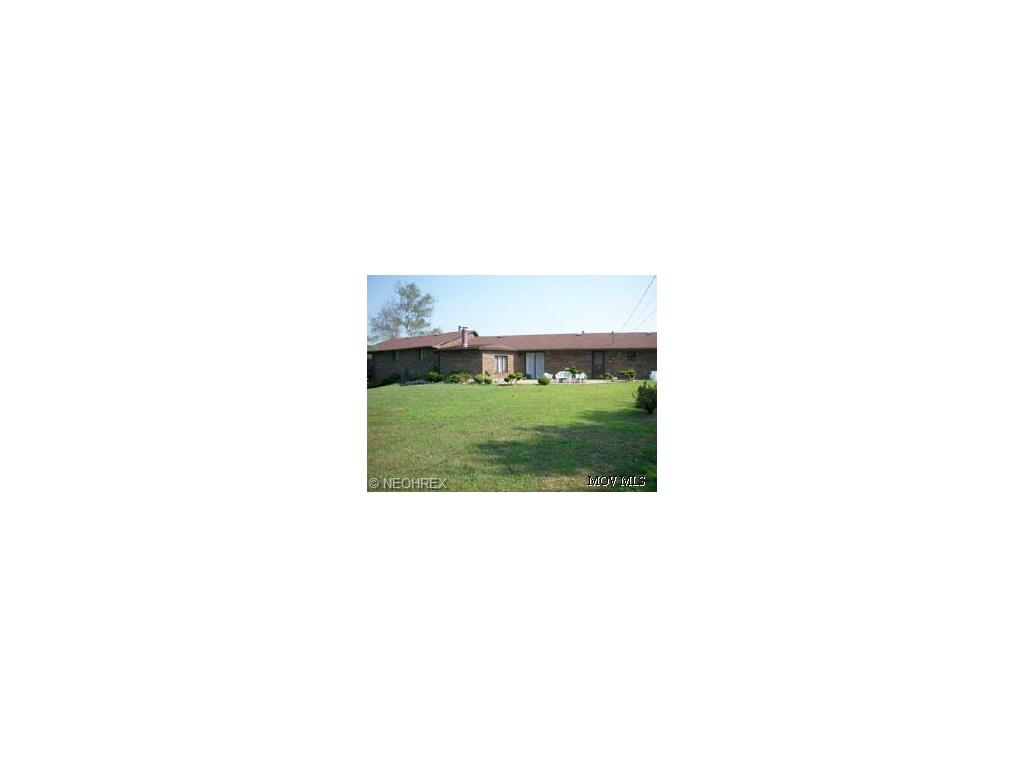 80 Maple Ln, Belpre, OH 45714 photo 3