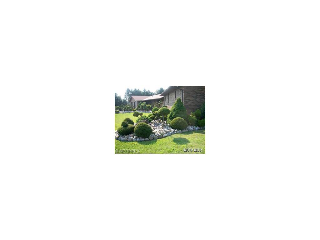 80 Maple Ln, Belpre, OH 45714 photo 2