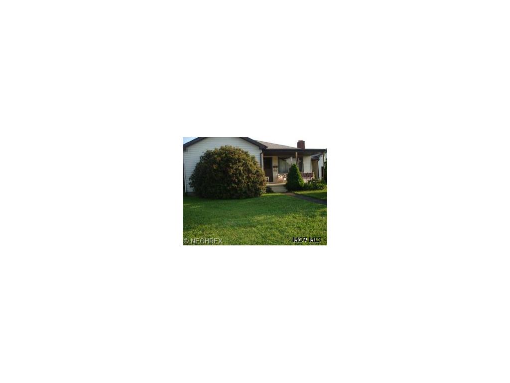 120 E 6th St, Williamstown, WV 26187 photo 3