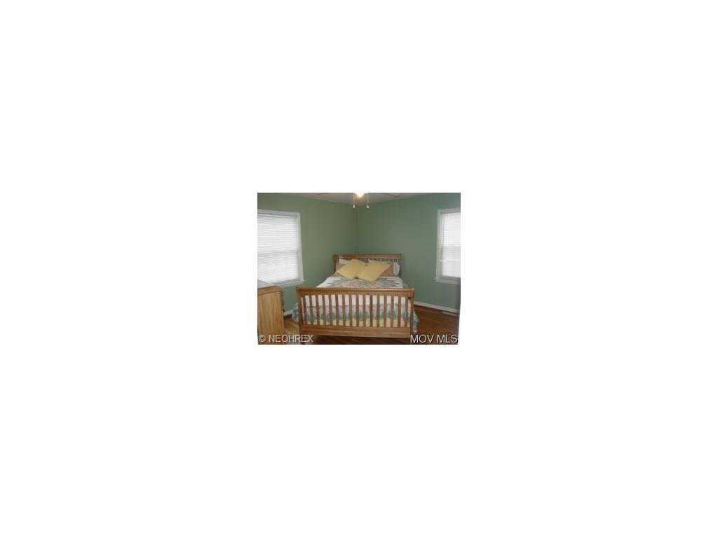 4805 9th Ave, Vienna, WV 26105 photo 5