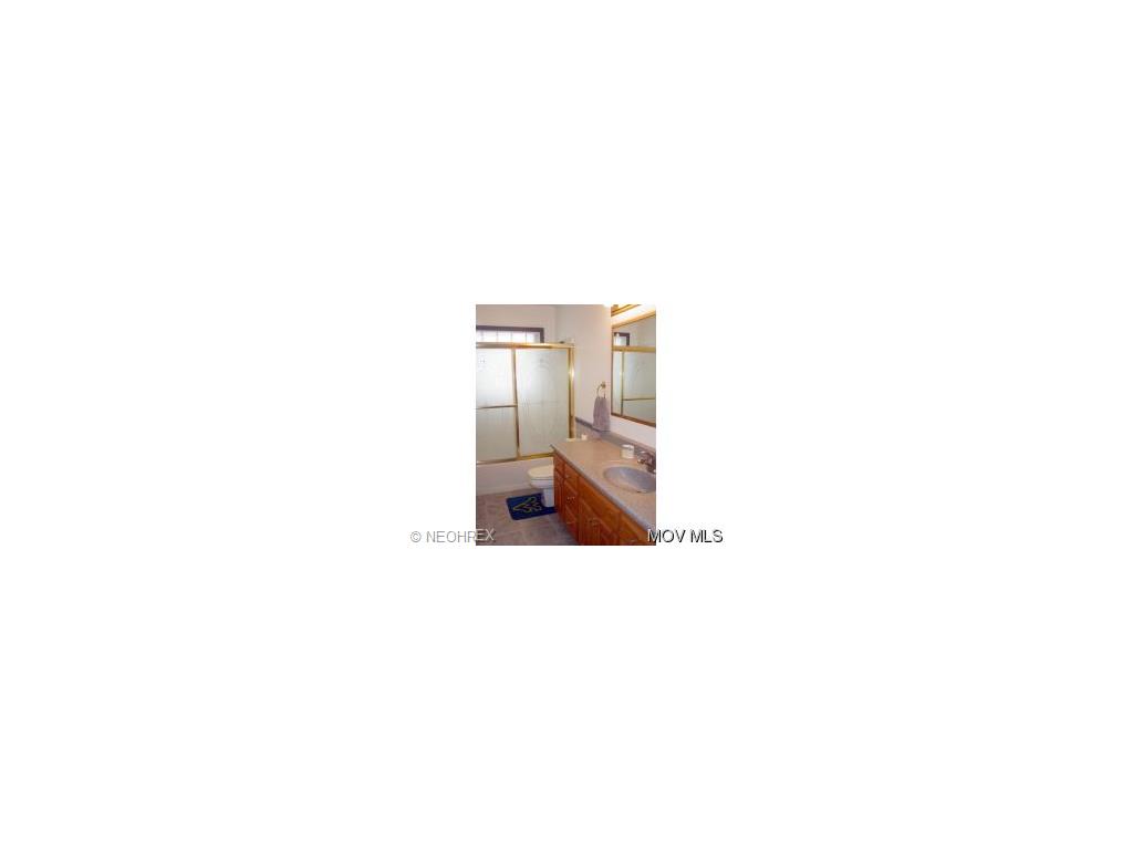 4805 9th Ave, Vienna, WV 26105 photo 8
