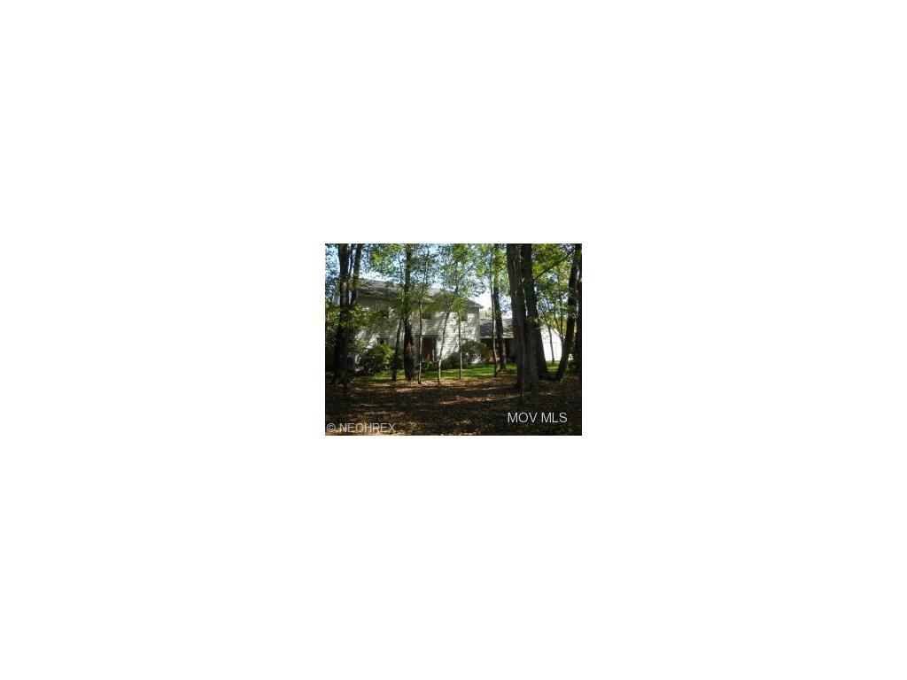 159 N Pine St, Williamstown, WV 26187 photo 2