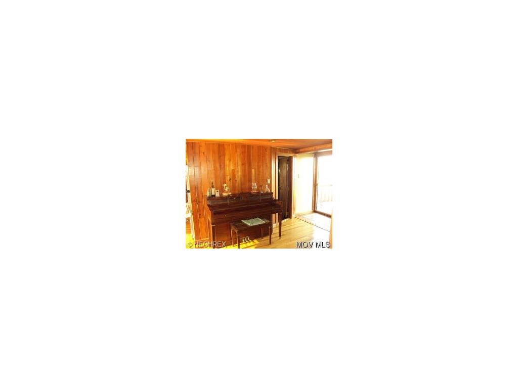 230 Boar Rd, Walker, WV 26180 photo 8