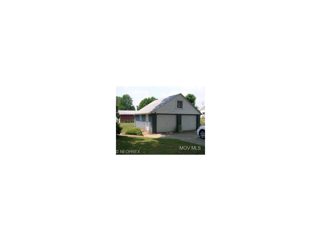 919 33rd St, Vienna, WV 26105 photo 11
