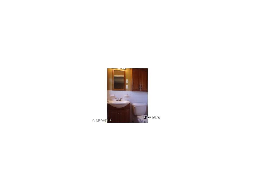 6 E 9th St, Williamstown, WV 26187 photo 11