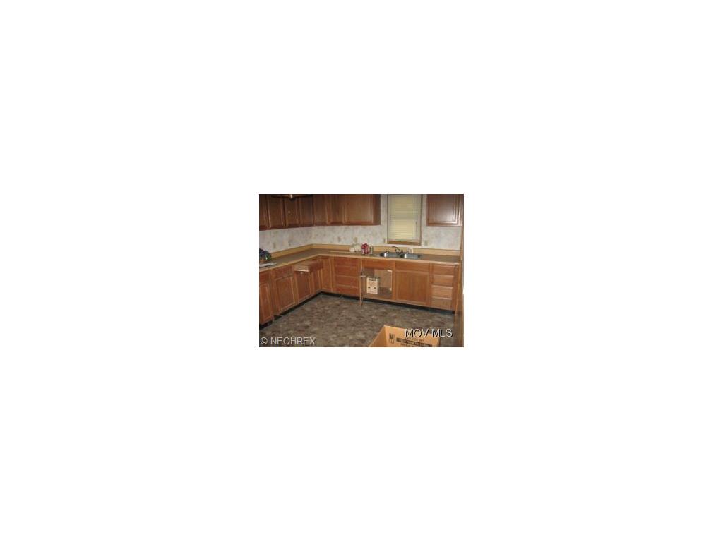 1547 Riser Rdg, Walker, WV 26180 photo 6