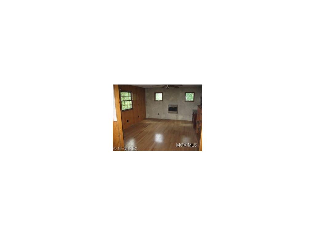 1547 Riser Rdg, Walker, WV 26180 photo 7