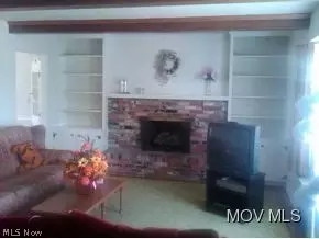 1708 Forest Hills Dr, Vienna, WV 26105 photo 2
