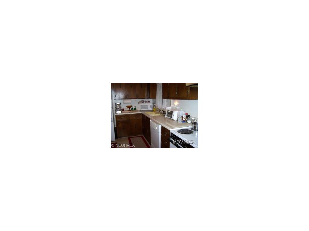103 Dodd Dr, Spencer, WV 25276 photo 3