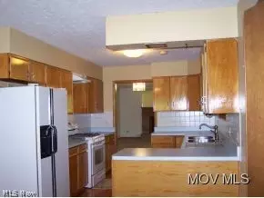 106 Dodd Dr, Spencer, WV 25276 photo 7