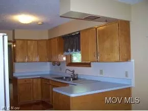 106 Dodd Dr, Spencer, WV 25276 photo 6