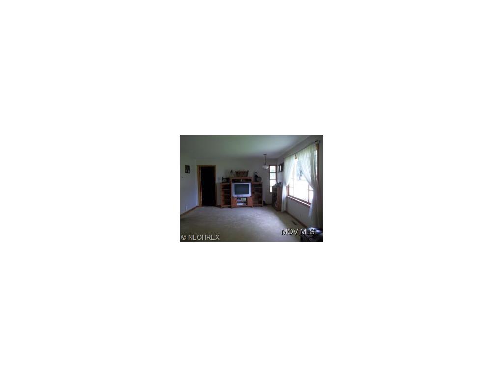 416 Third St, Beverly, OH 45715 photo 10