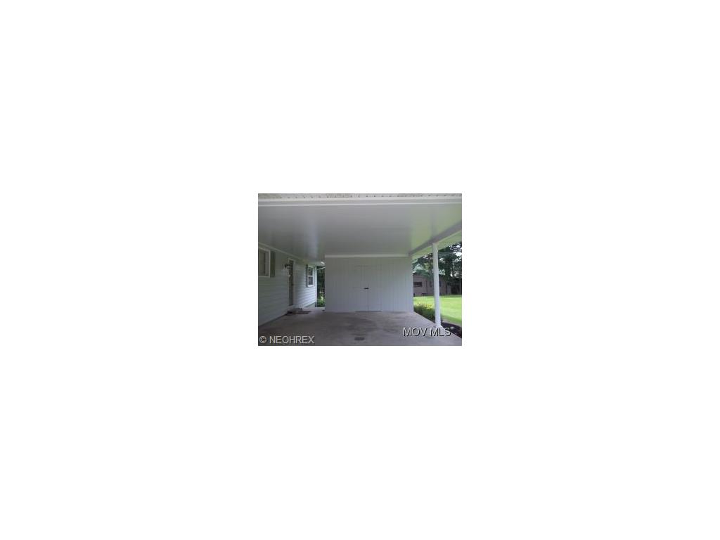 416 Third St, Beverly, OH 45715 photo 3