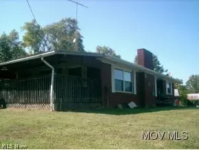 348 Bunker Rd, Walker, WV 26180 photo 2