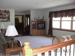 215 James Rd, Fleming, OH 45729 photo 4