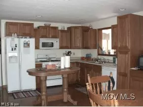 215 James Rd, Fleming, OH 45729 photo 6