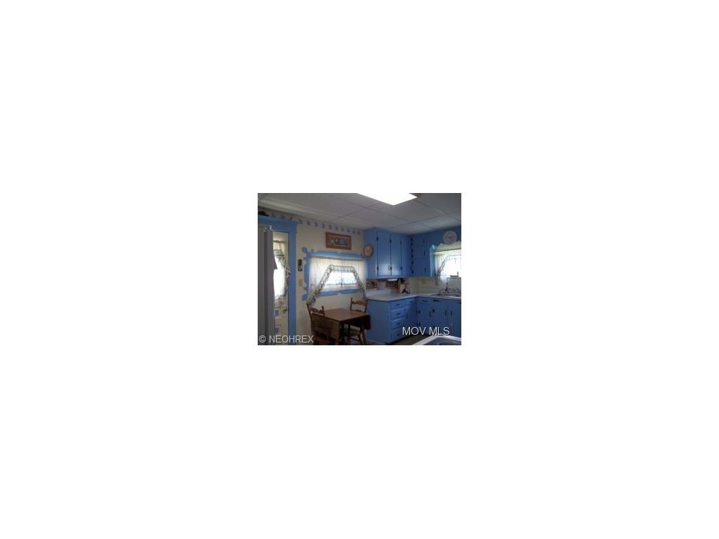 308 Fourth St, Beverly, OH 45715 photo 11