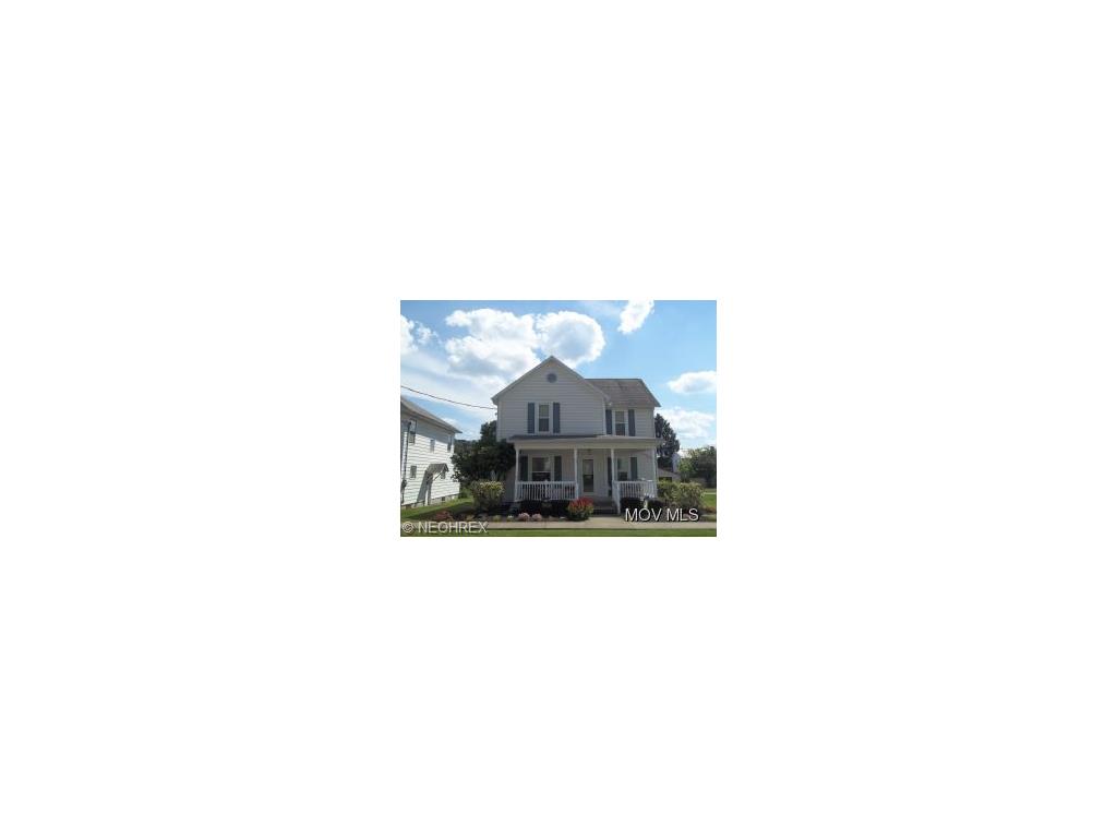 308 Fourth St, Beverly, OH 45715 photo 1