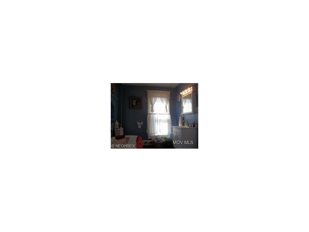 308 Fourth St, Beverly, OH 45715 photo 15