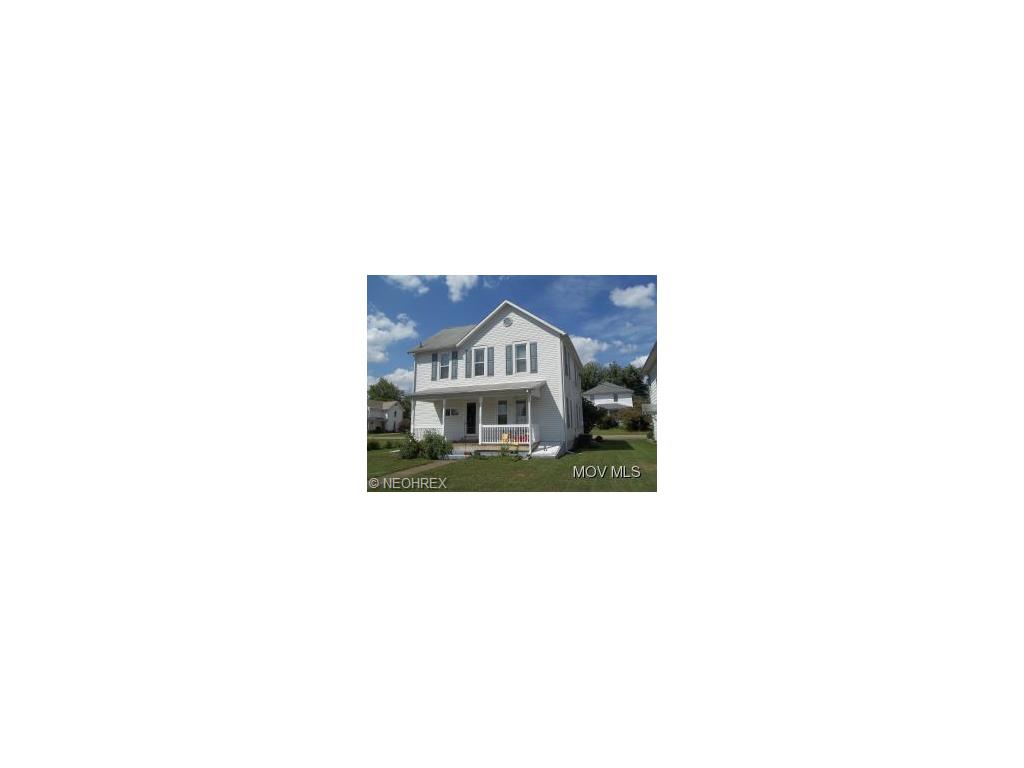 308 Fourth St, Beverly, OH 45715 photo 3