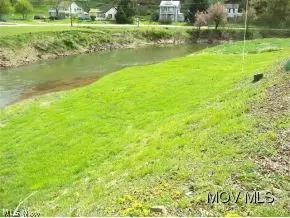 8 Carol St, Cairo, WV 26337 photo 5
