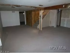 212 E 10th St, Williamstown, WV 26187 photo 9