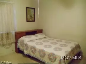 708 46th St, Vienna, WV 26105 photo 9