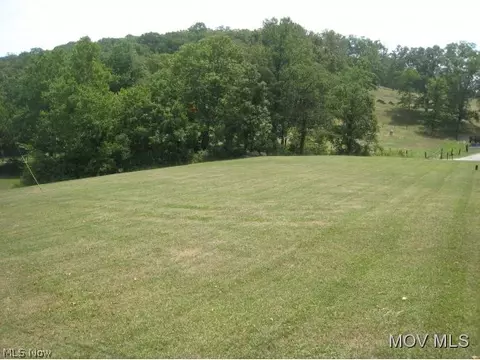 816 Buckner Bend Rd, Walker, WV 26180 photo 2