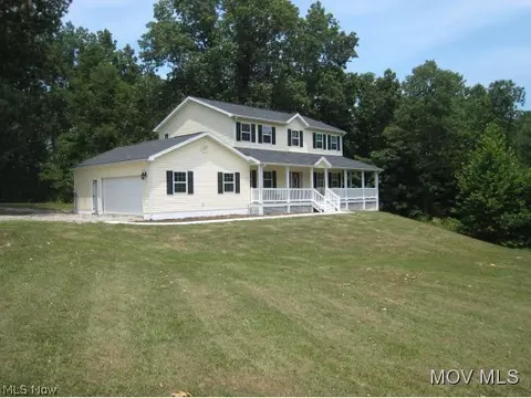 816 Buckner Bend Rd, Walker, WV 26180 photo 4