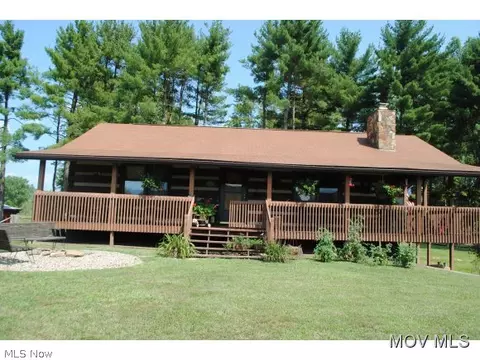 239 Upshur, Walker, WV 26180 photo 9