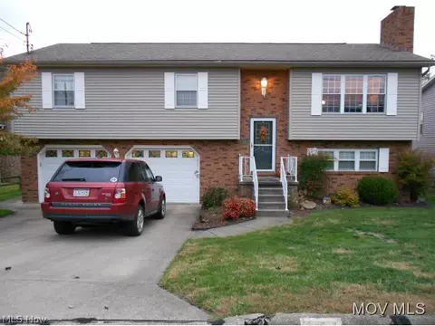 705 58th St, Vienna, WV 26105 photo 1