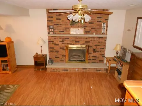 705 58th St, Vienna, WV 26105 photo 7