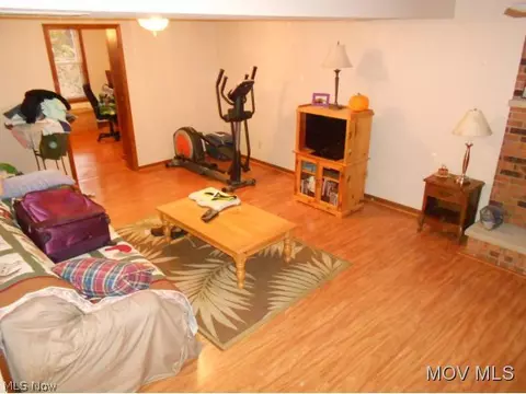 705 58th St, Vienna, WV 26105 photo 6
