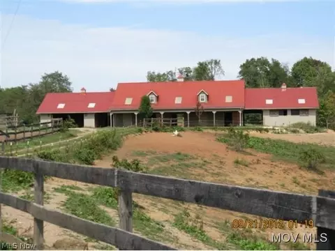 28 Briarbey Ln, Fleming, OH 45729 photo 2
