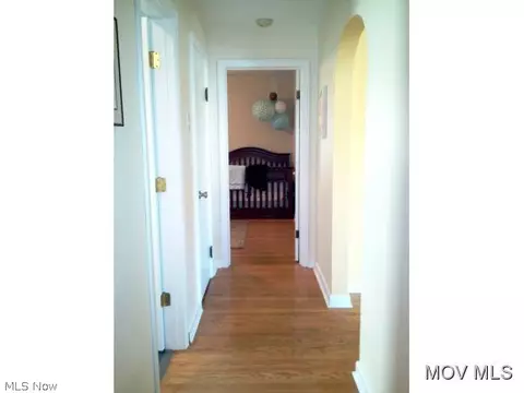 122 E 6th St, Williamstown, WV 26187 photo 12